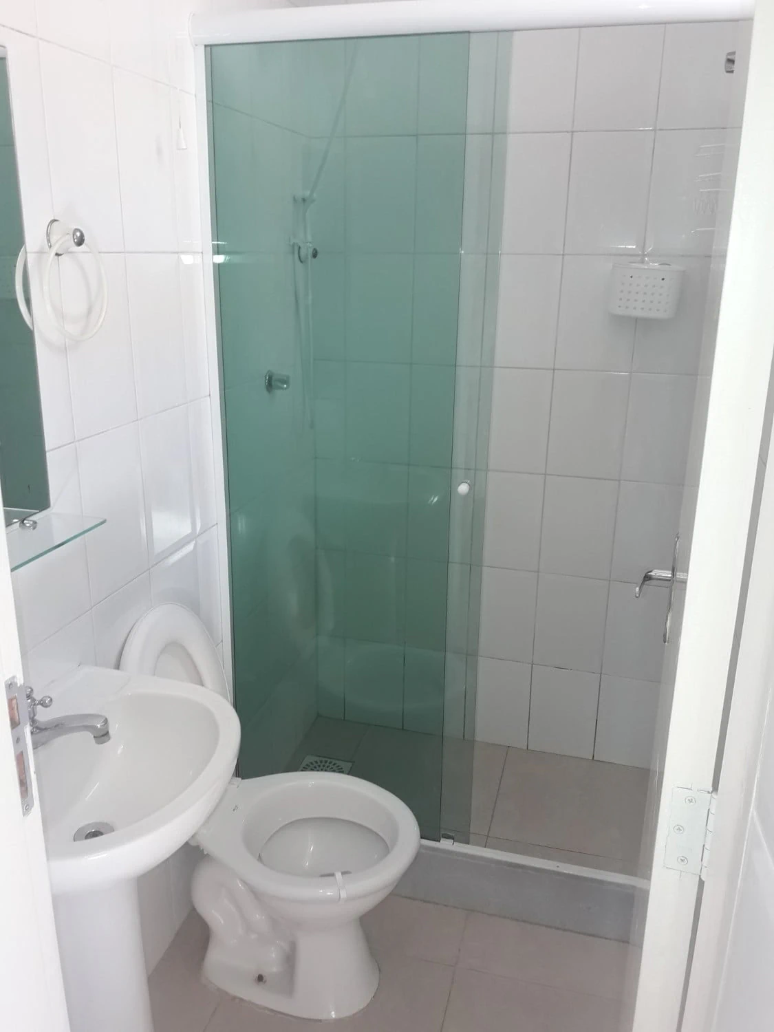 Квартира на первом этаже с 1 спальней и отдельной кухней — photo 5