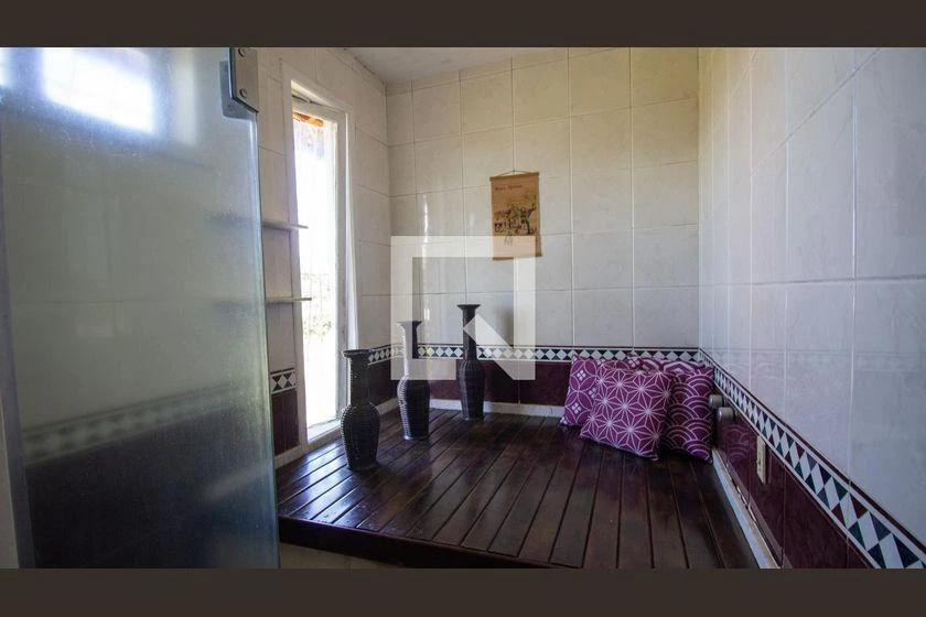 Unfurnished house with 3 bedrooms and 5 baths, 1500 m² — photo 33