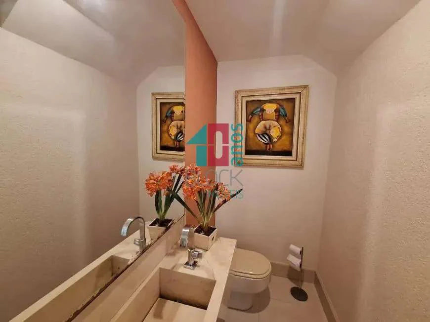 Будинок на 668 м² з 4 спальнями та власним садом — photo 19
