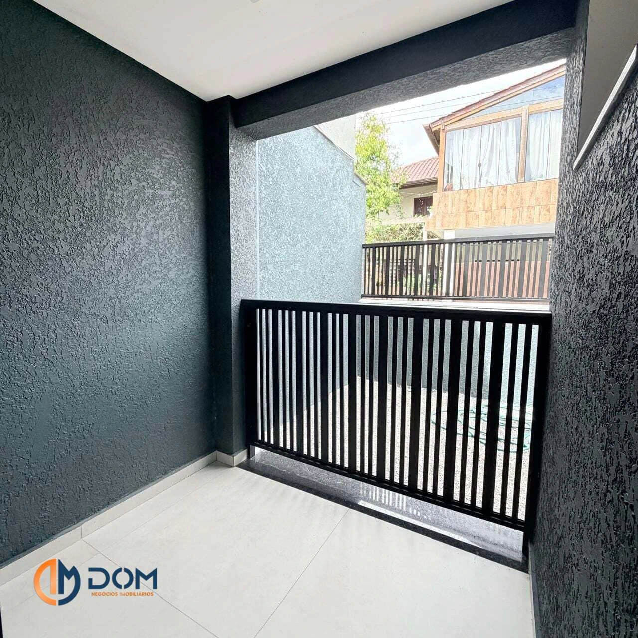 2-bedroom house with a washing machine in Florianópolis — photo 18