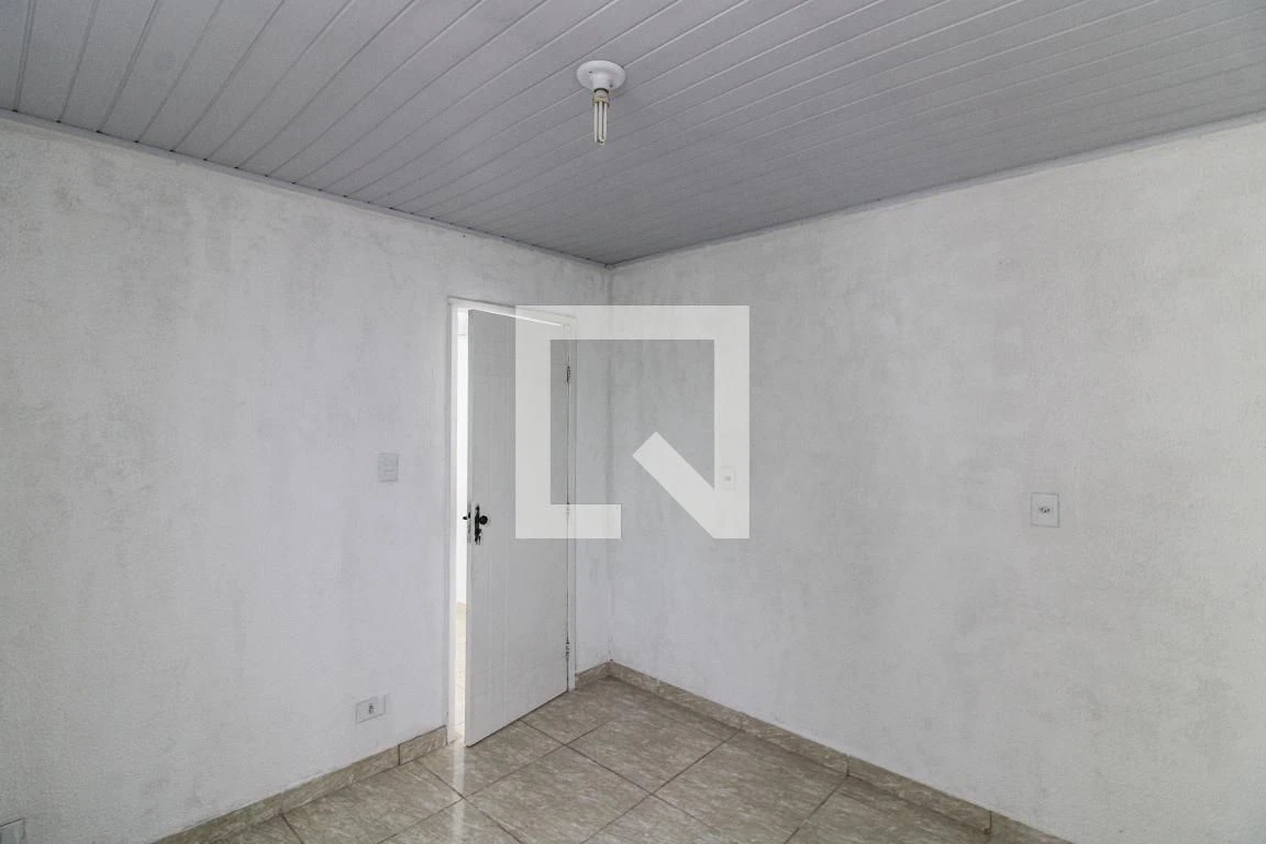 Unfurnished house with 1 bedroom and 1 bathroom — photo 18