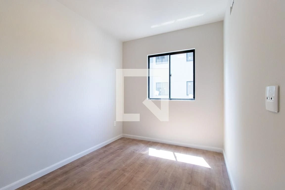 3-bedroom apartment with a park view in Curitiba — photo 16