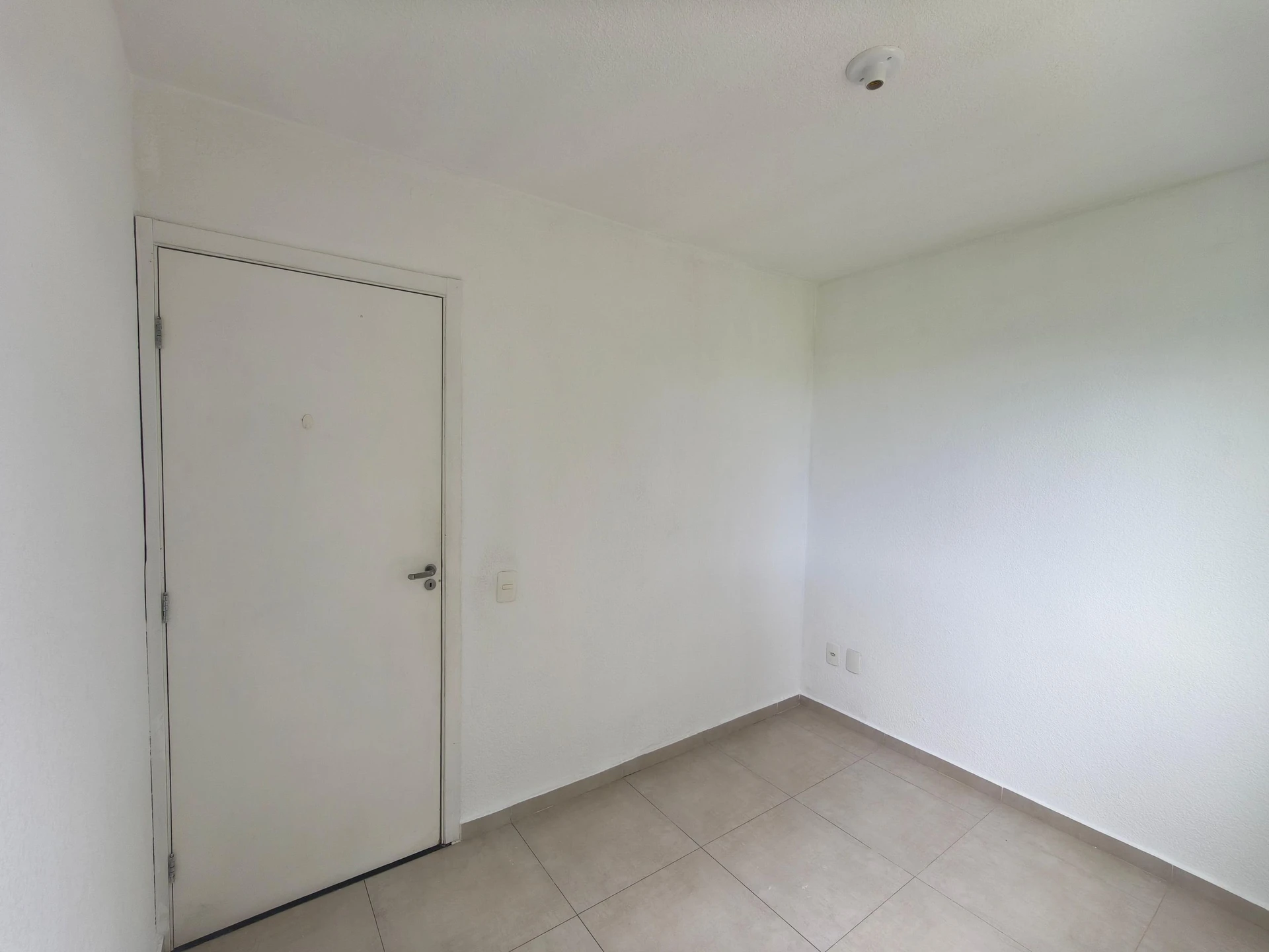 2-bedroom apartment with 1 parking space and 1 bath — photo 29