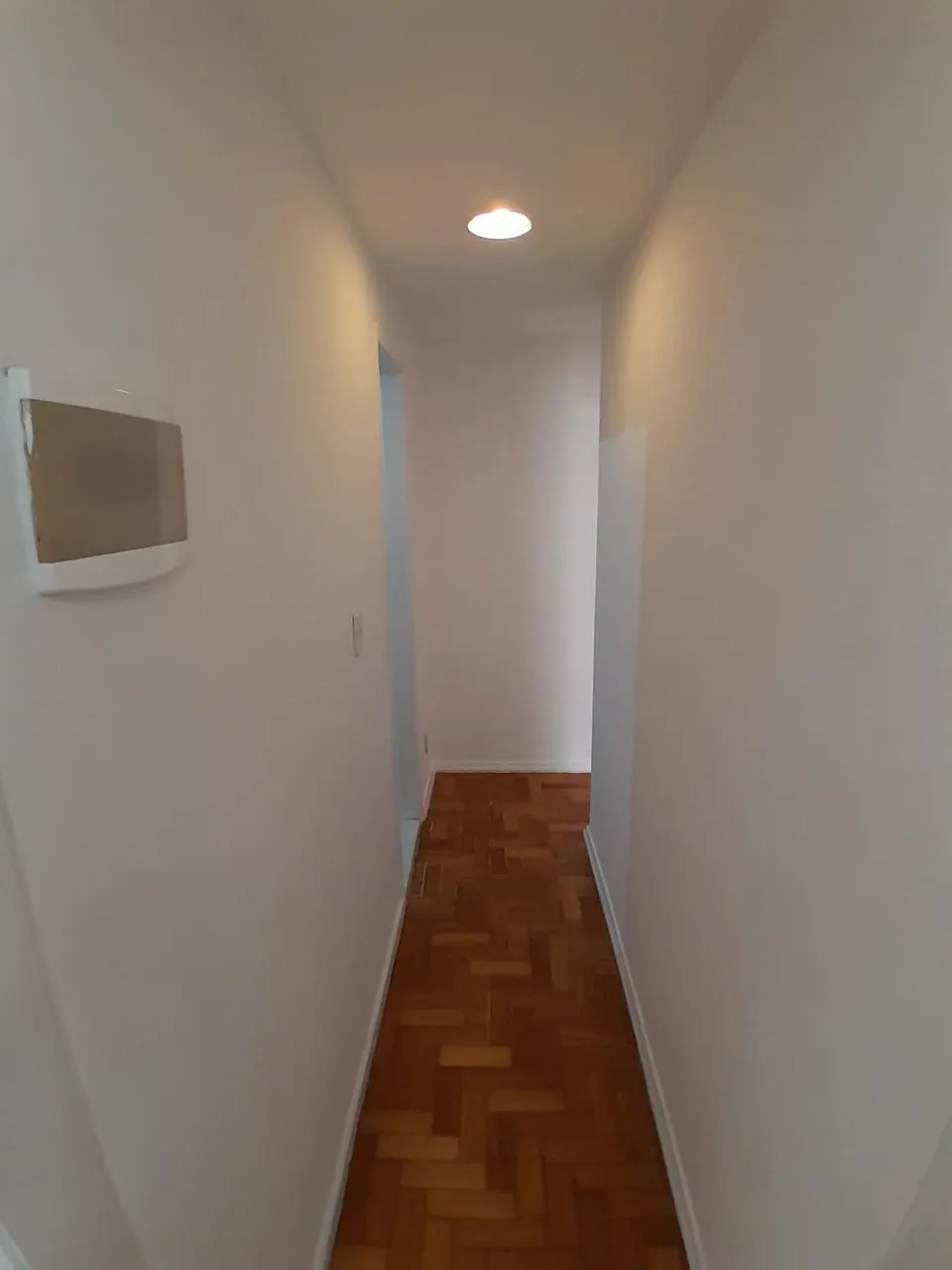 2-bedroom apartment with 1 bathroom, no parking — photo 16