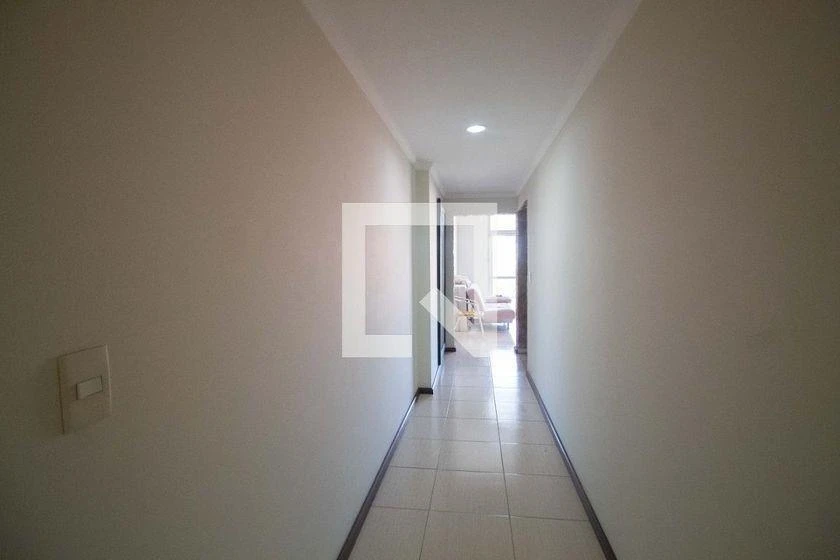 Apartamento de 120 m² com box de vidro no banho — photo 35