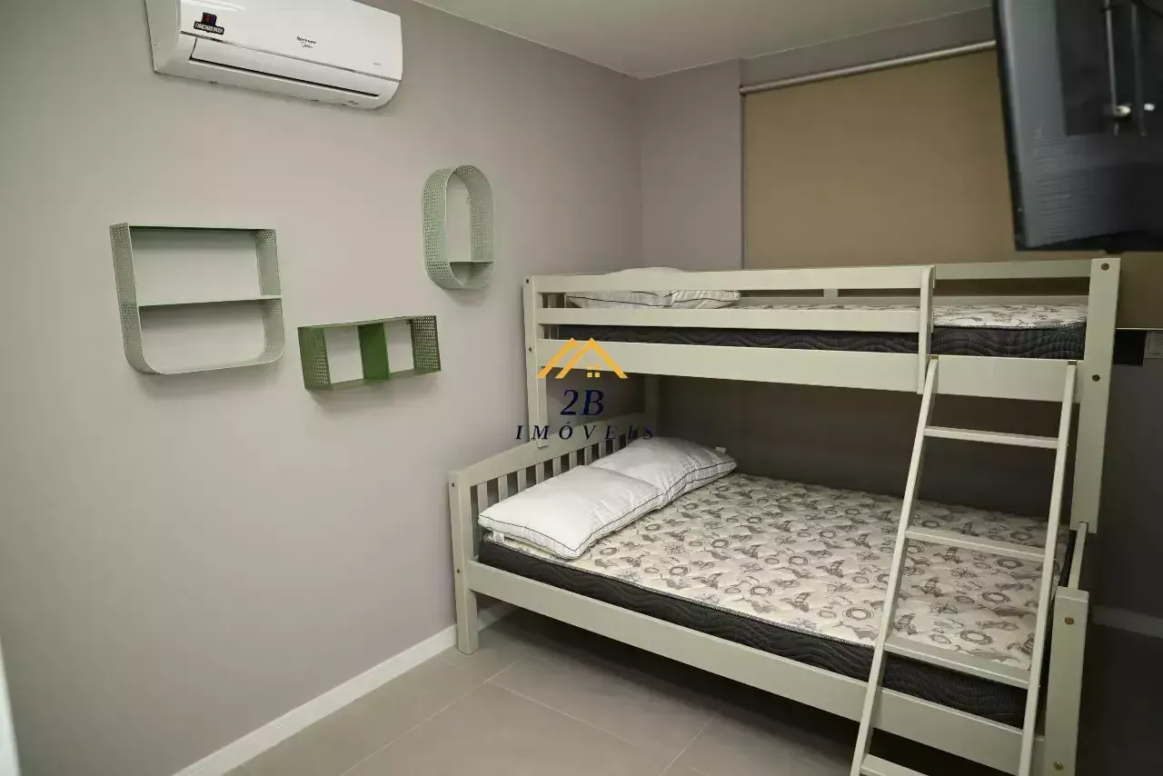 Furnished apartment with 2 bedrooms and 1 parking spot — photo 15