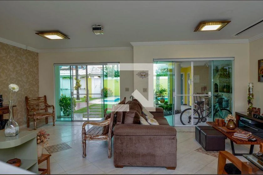 380 m² house with 4 bedrooms and air conditioning — photo 15