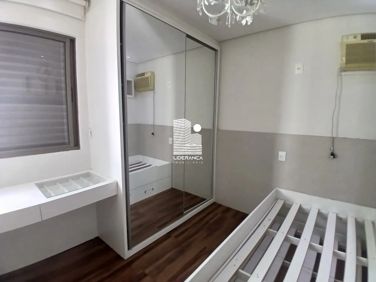 Apartamento mobiliado de 142 m² com 3 quartos e varanda — photo 8
