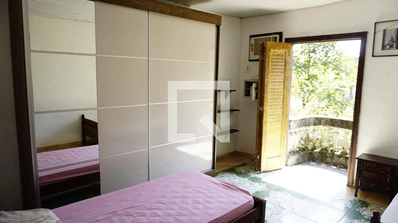 Apartamento amueblado de 2 dormitorios con balcón — photo 24