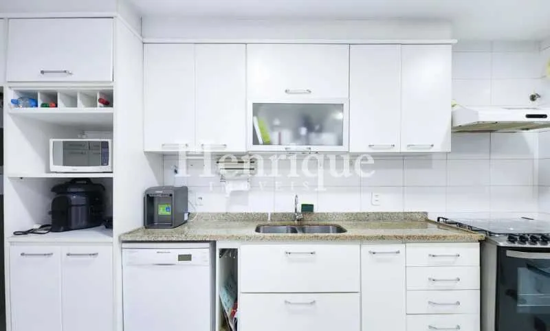 Apartamento mobiliado com 3 quartos e varanda — photo 5