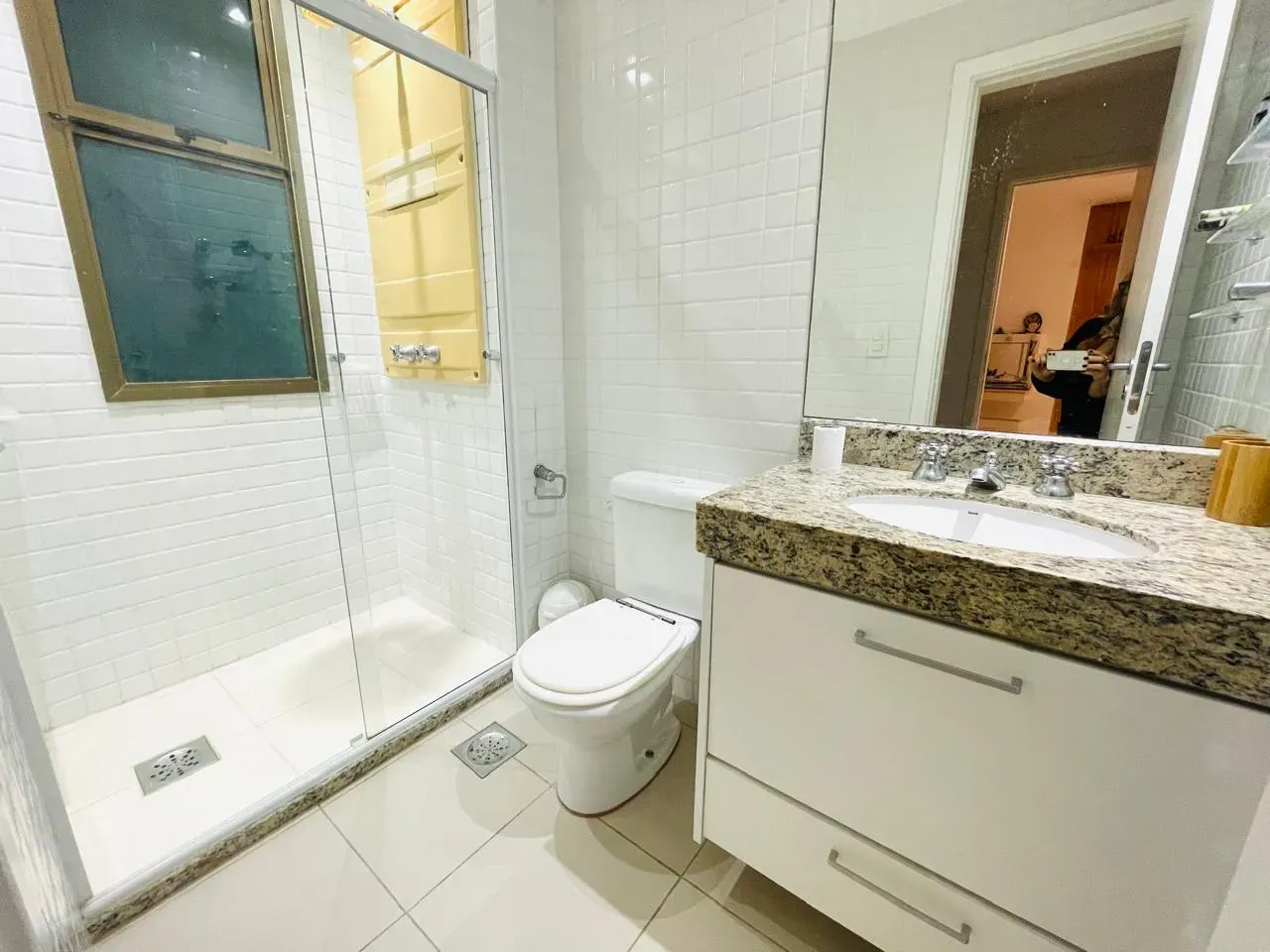 Вид на воду та 4 спальні: квартира 257 м² — photo 28