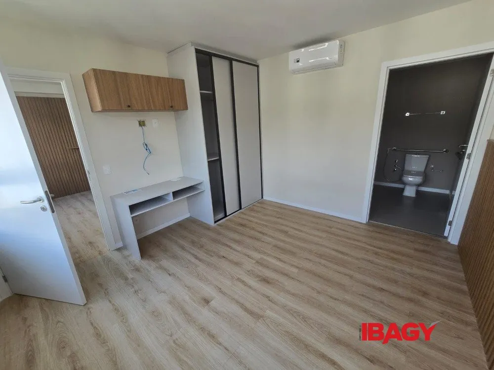Apartamento de 1 dormitório com suíte e lavabo — photo 8