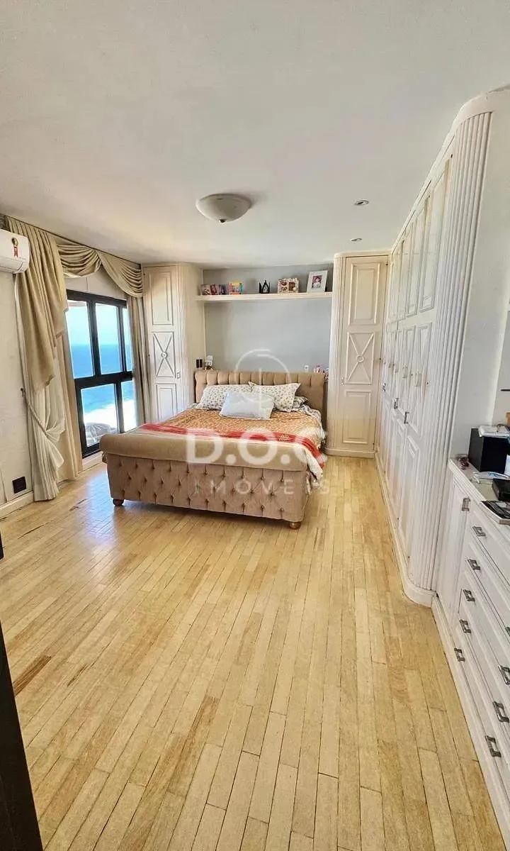 Apartamento de 300 m² com 4 quartos e 3 suítes — photo 21