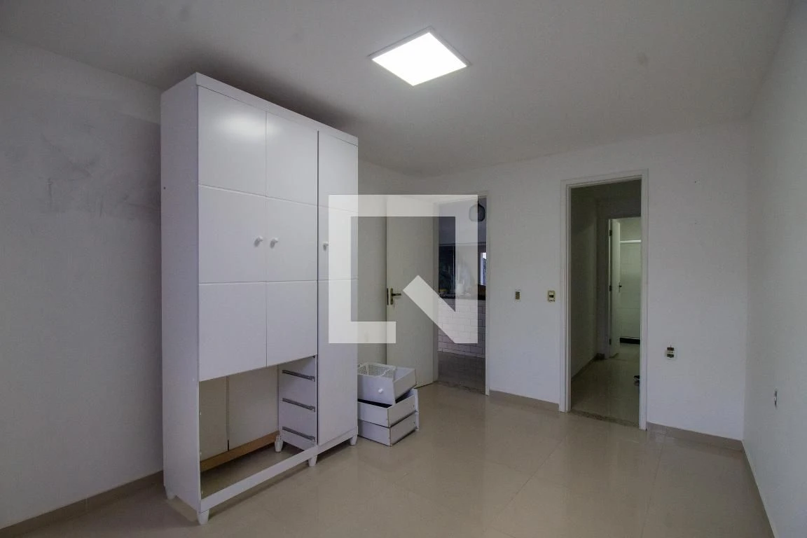 Дом 220 м² с грилем на балконе и собственным бассейном — photo 14