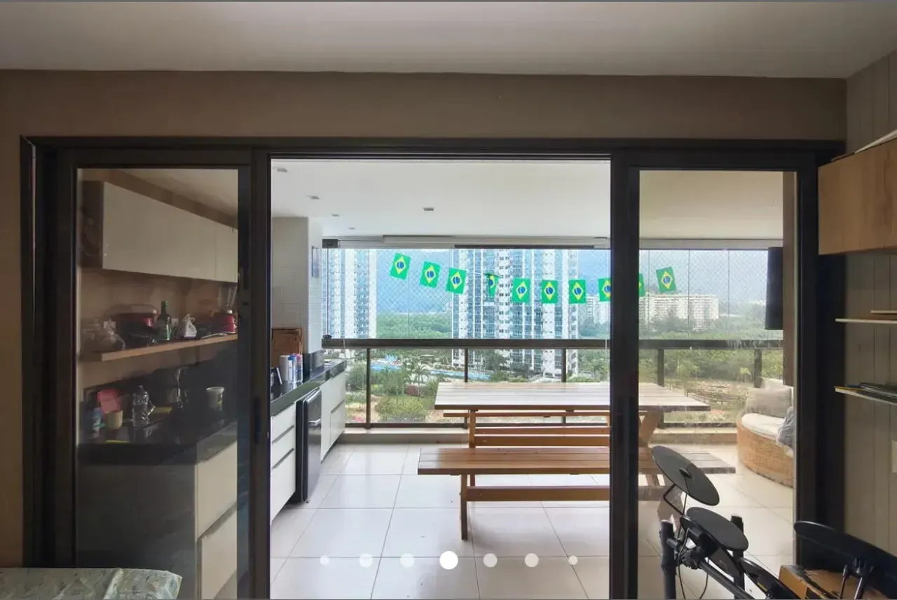 Furnished 3-bedroom apartment with 5 bathrooms — photo 10