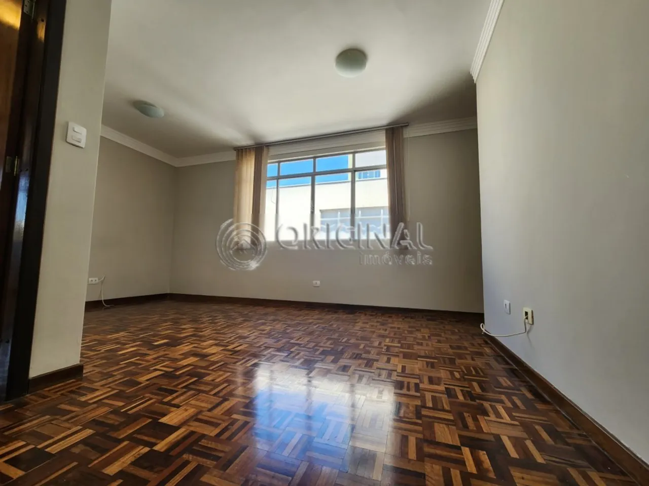 3-bedroom apartment with en-suite and 1 parking spot — photo 4