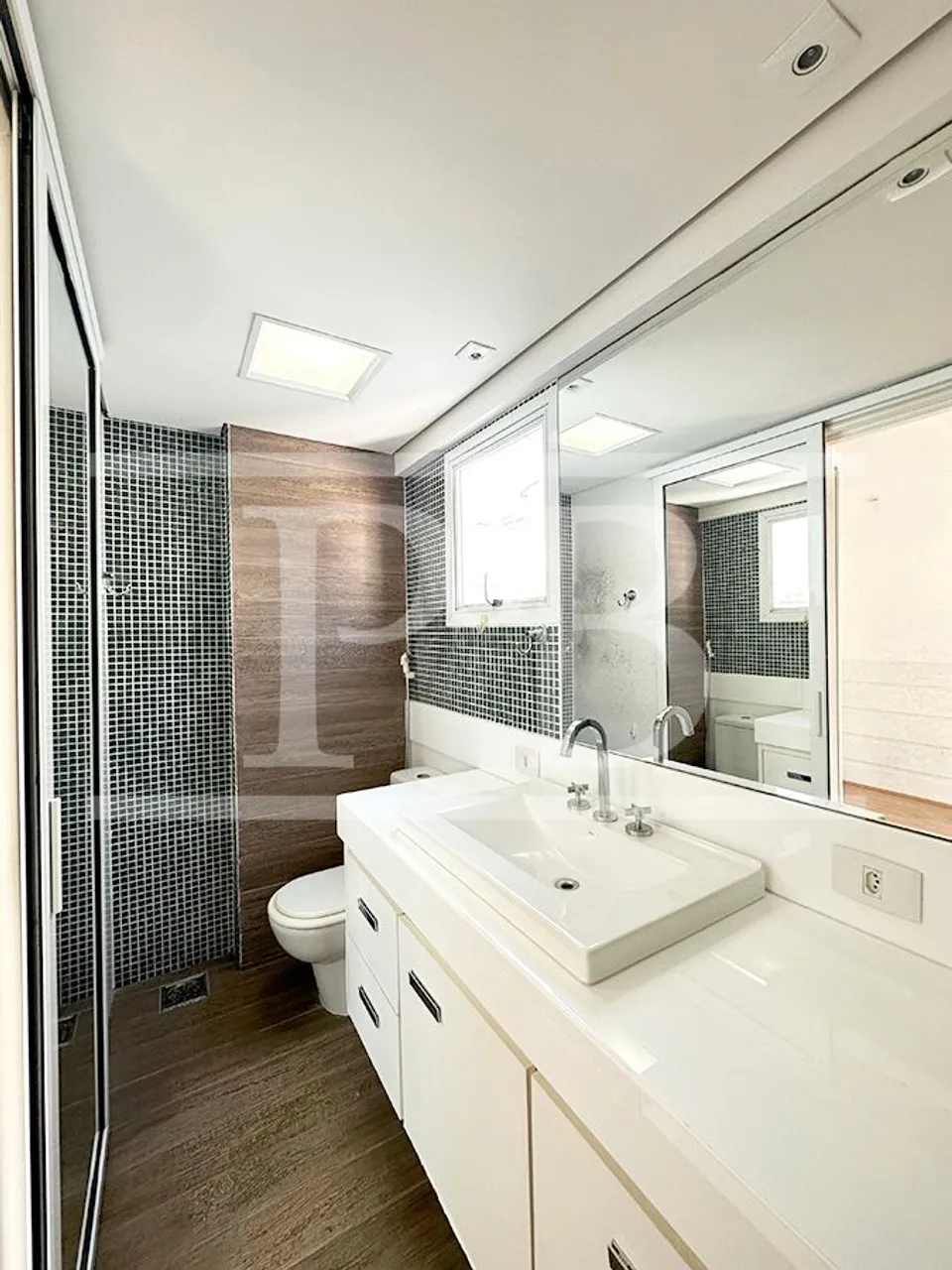 2-bedroom apartment with gas kitchen and 1 parking spot — photo 6