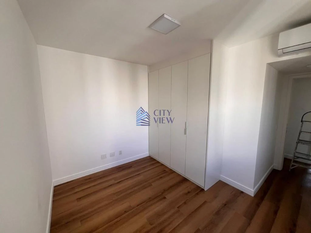 171 m² apartment with 4 bedrooms and 2 parking spots — photo 13