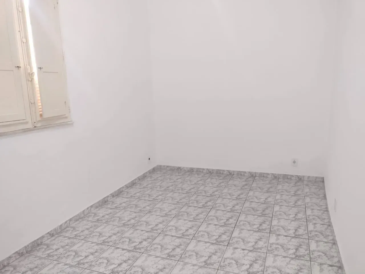 Casa de vila com 1 dormitório e piso em cerâmica — photo 2