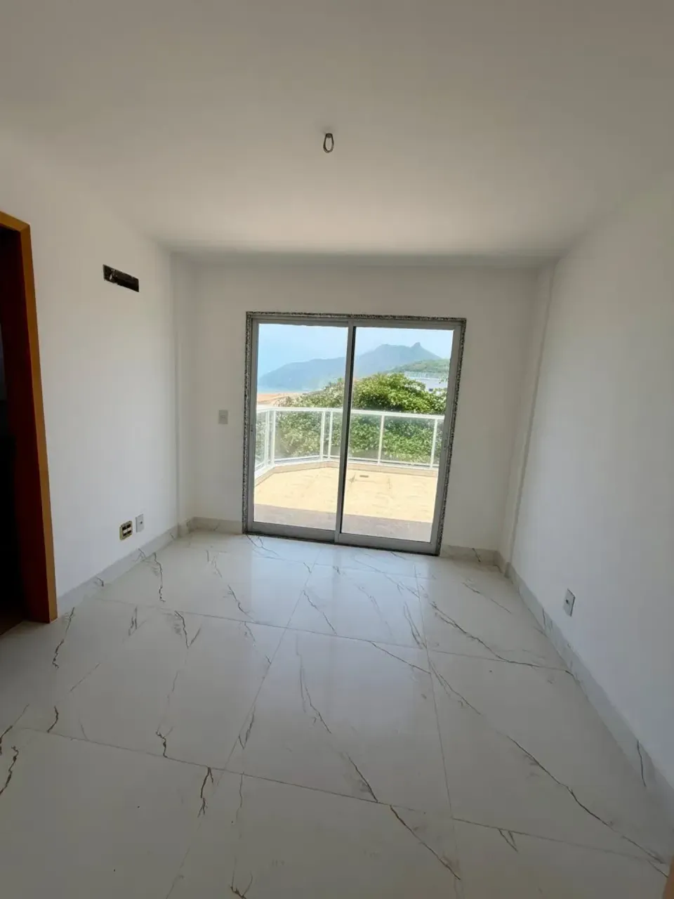 Apartamento sem mobília com 3 quartos e 5 banheiros — photo 13