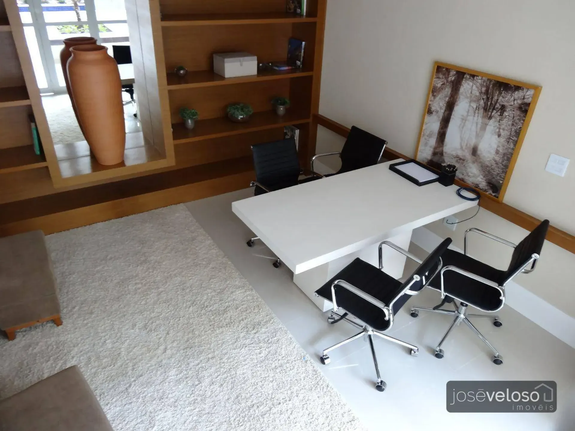 Apartment with open-plan kitchen and 4 bedrooms, 297 m² — photo 52