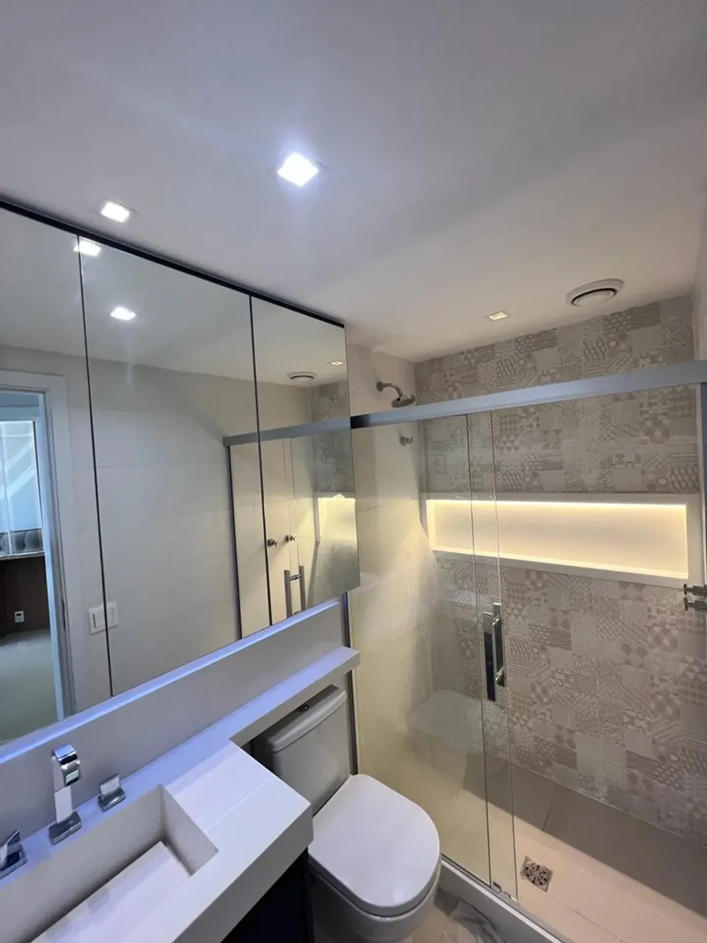 2-bedroom apartment with a water view in Rio de Janeiro — photo 3