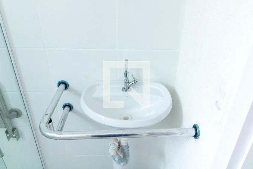 Apartamento de 46 m² com 2 quartos e cozinha fechada — photo 5