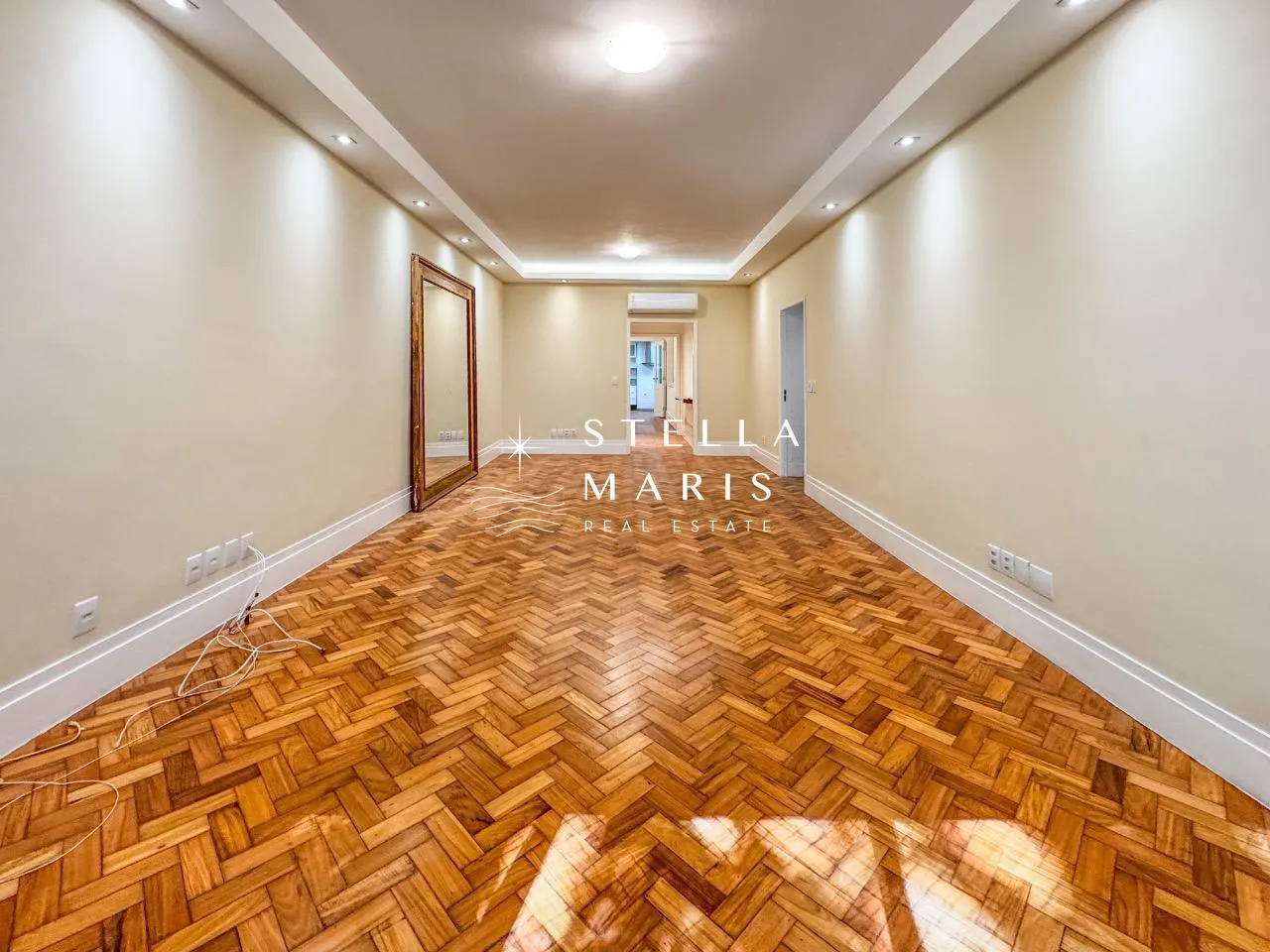 4-bedroom, 5-bath apartment with 1 parking space — photo 11