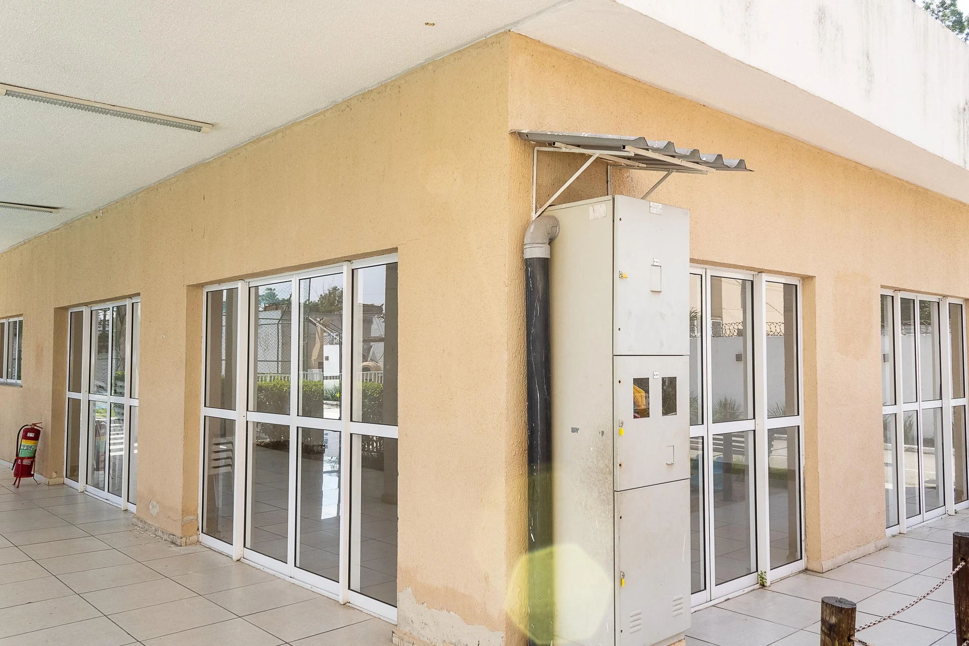 2-bedroom apartment in a building with a gym — photo 20