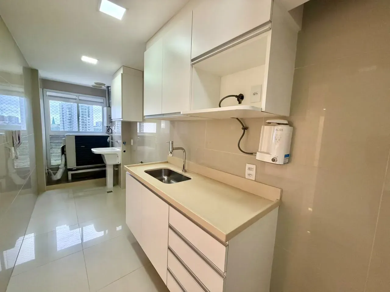2-bedroom apartment with a park view in Rio de Janeiro — photo 13