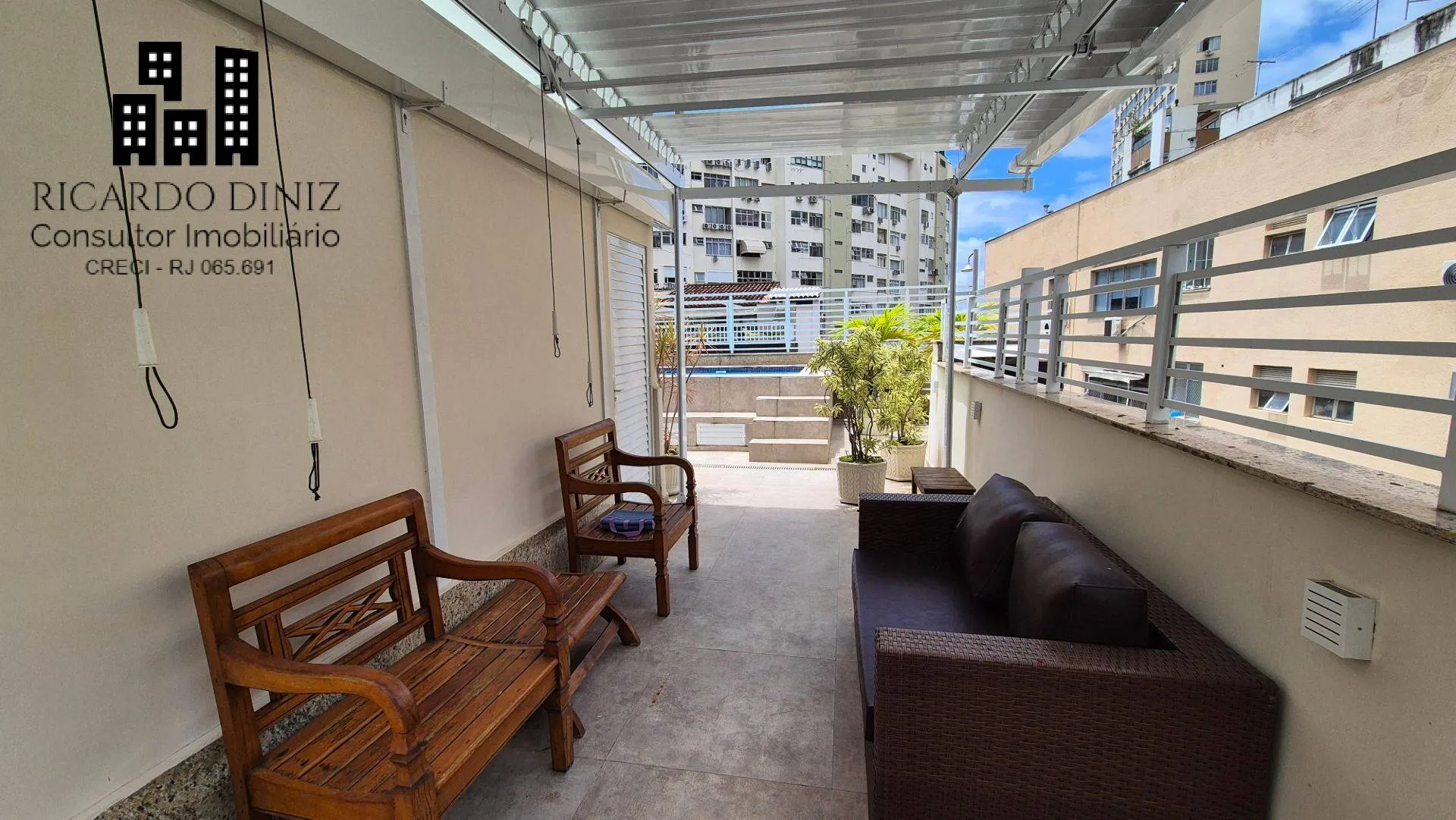 Dishwasher in a 3-bedroom apartment, 221 m² — photo 17