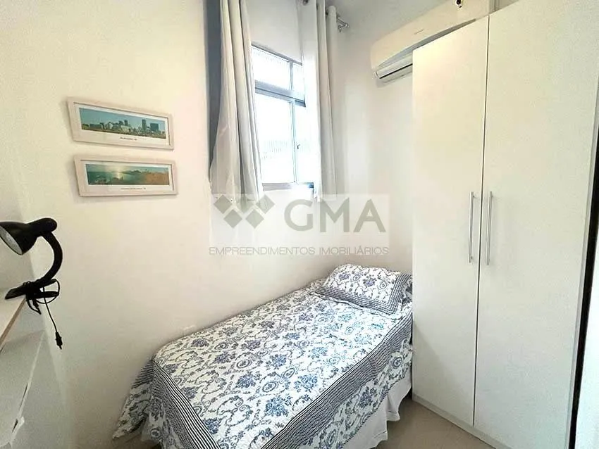 Furnished 2-bedroom apartment with open-plan gas kitchen — photo 13