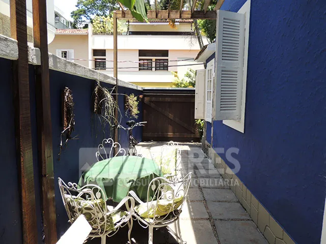 Furnished house with 5 bedrooms and 3 bathrooms — photo 15