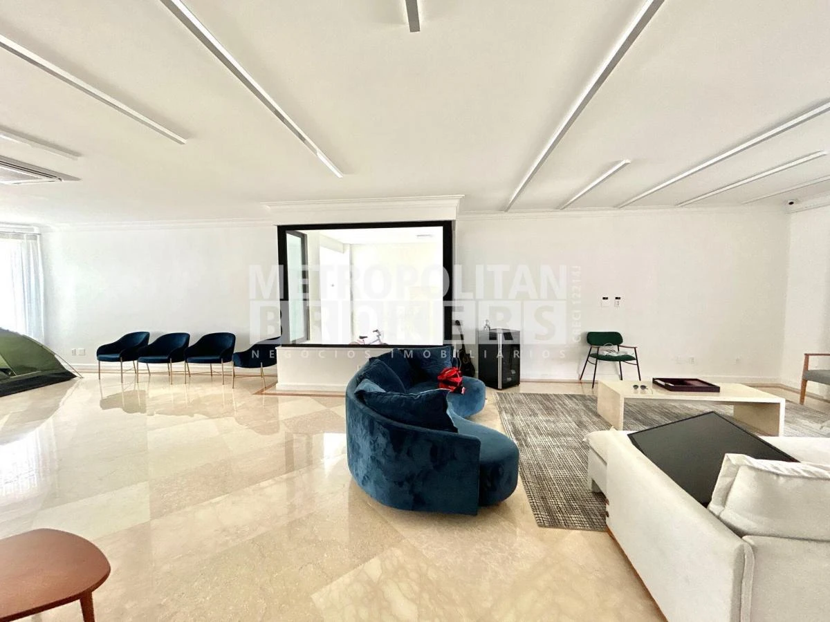 Furnished house with 7 bedrooms, 5 en-suites and 1020 m² — photo 5