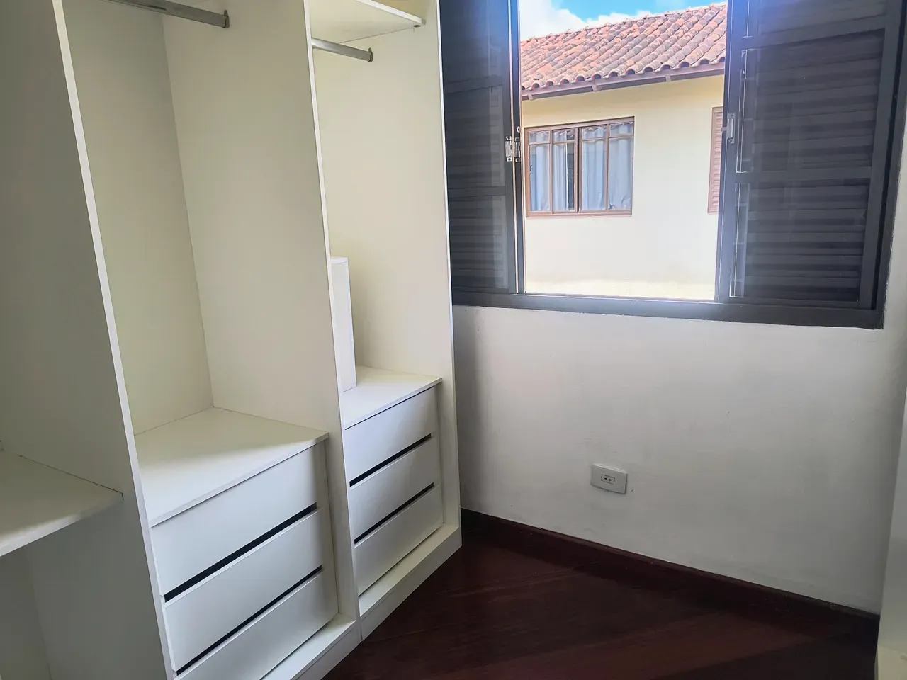 Apartamento de 3 quartos com closet — photo 10