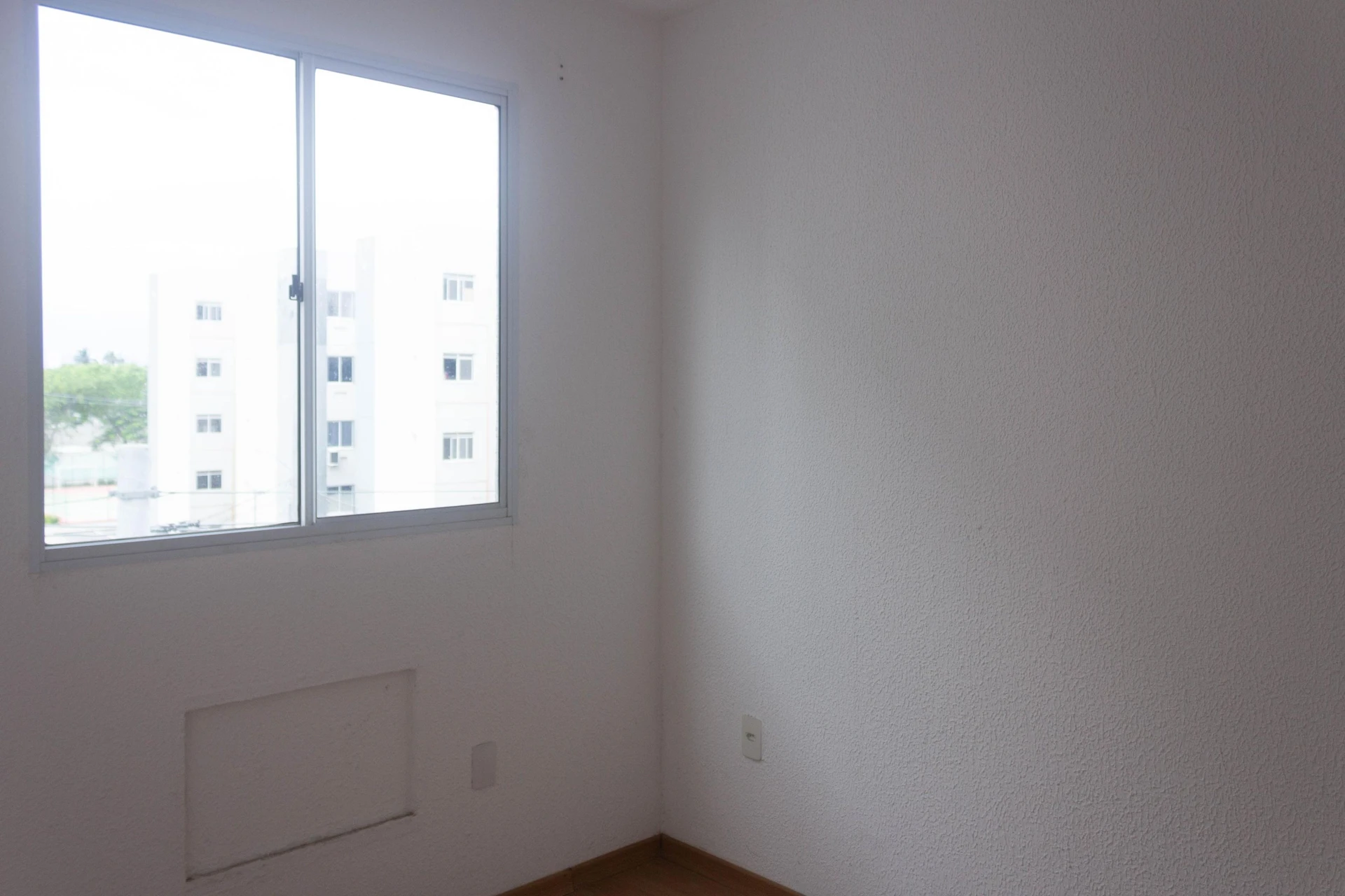 2-bedroom apartment in a building with a pool — photo 29
