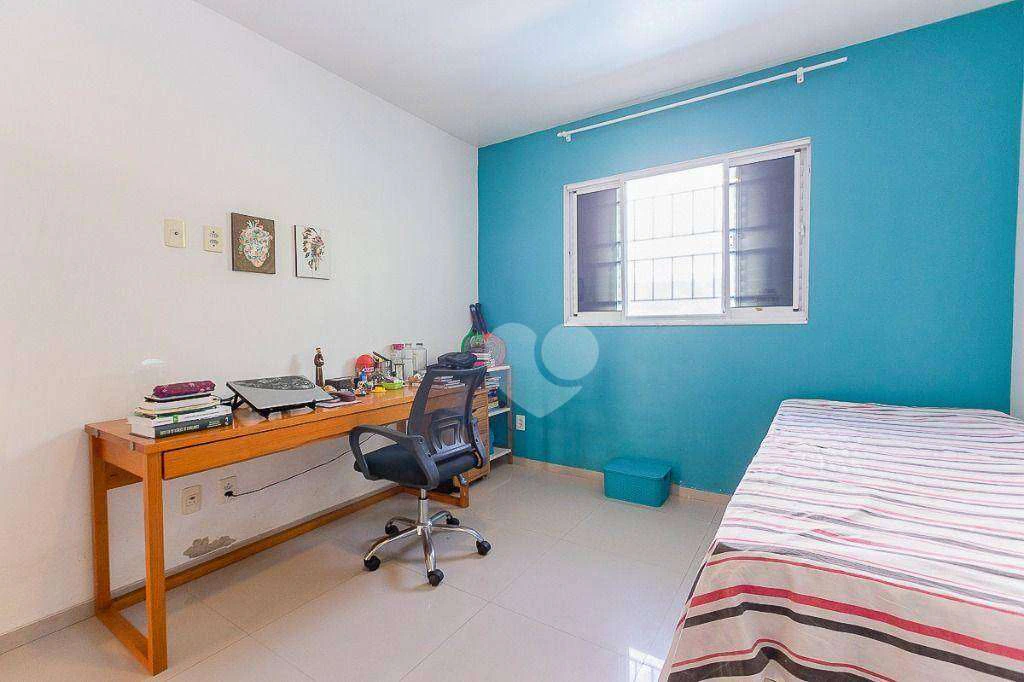 Furnished triplex house with 4 bedrooms and 370 m² — photo 19