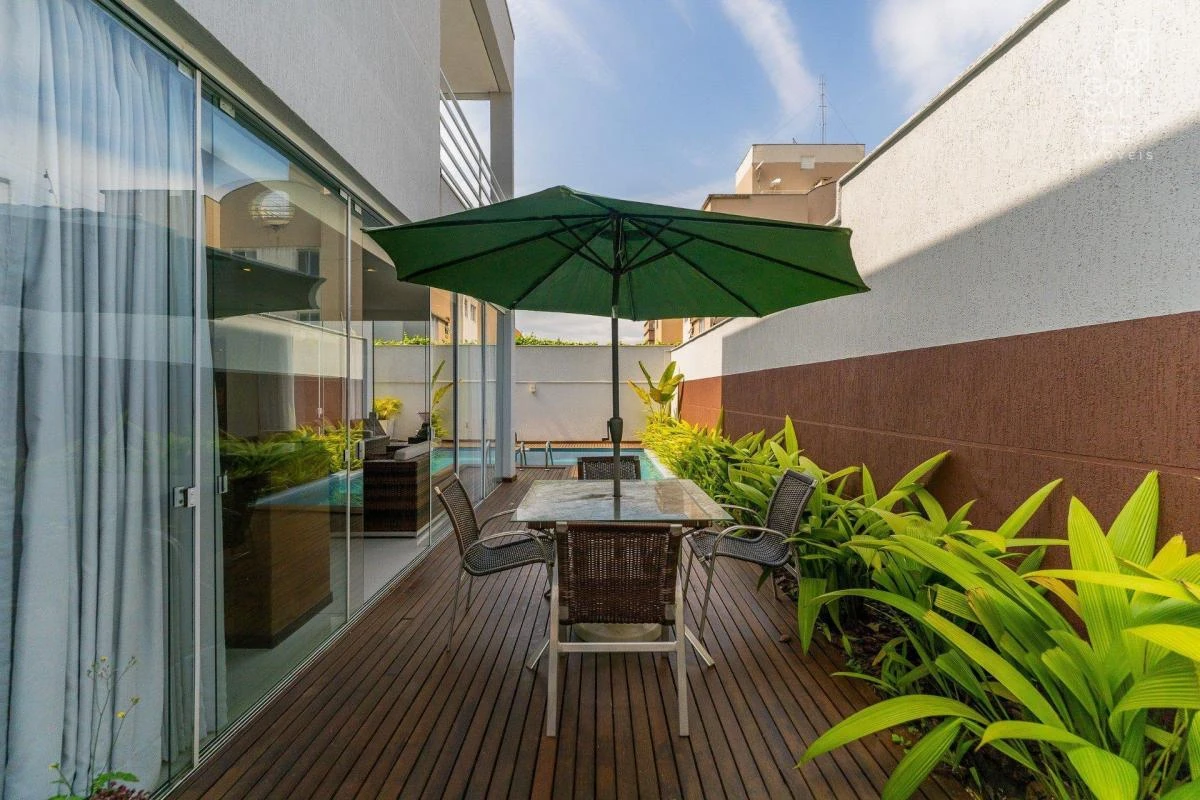 Furnished house with 3 en-suite bedrooms and balconies — photo 43