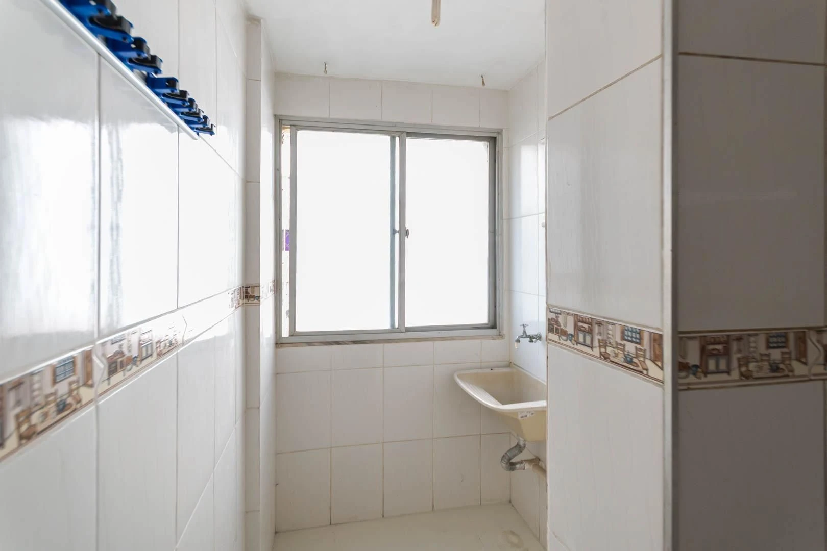 2-bedroom apartment with open-plan gas kitchen — photo 18