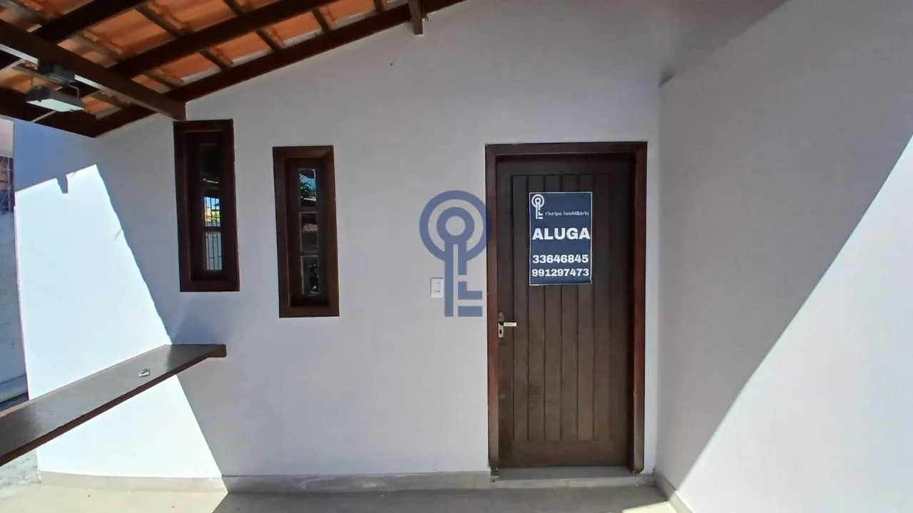 Casa com 2 dormitórios e 2 vagas de garagem em 95 m²