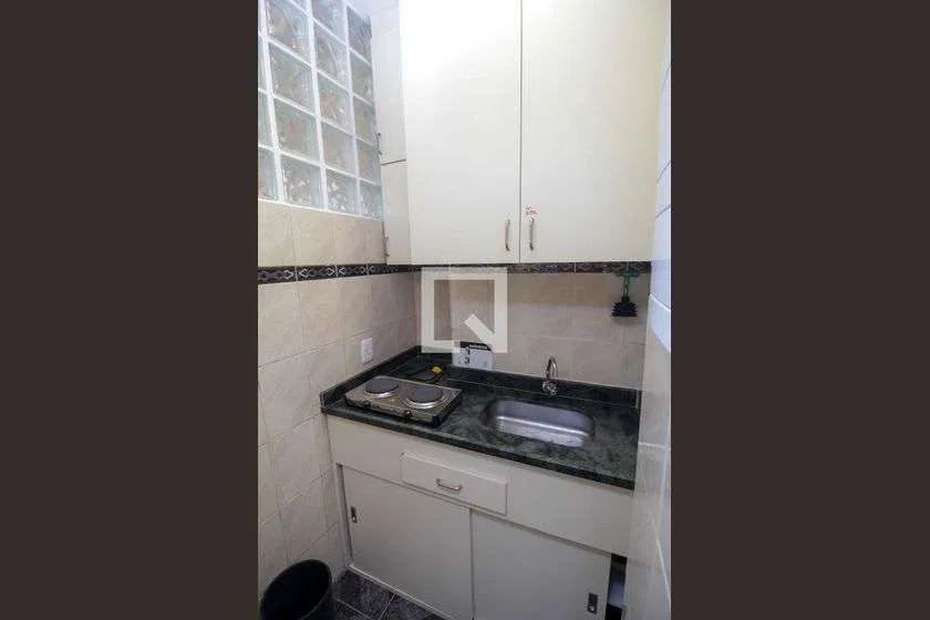 Студія 23 м² з видом на парк та робочим місцем — photo 9