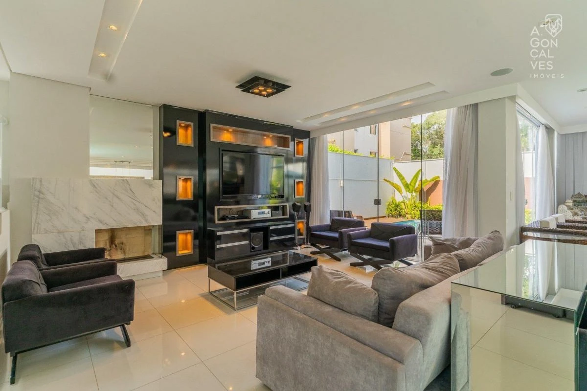Furnished house with 3 en-suite bedrooms and balconies — photo 6