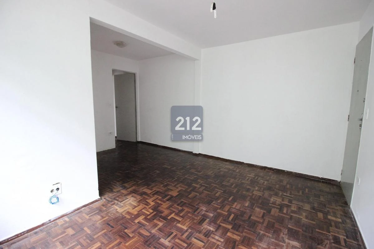 Apartment, 53 m², with wood or laminate floors — photo 6