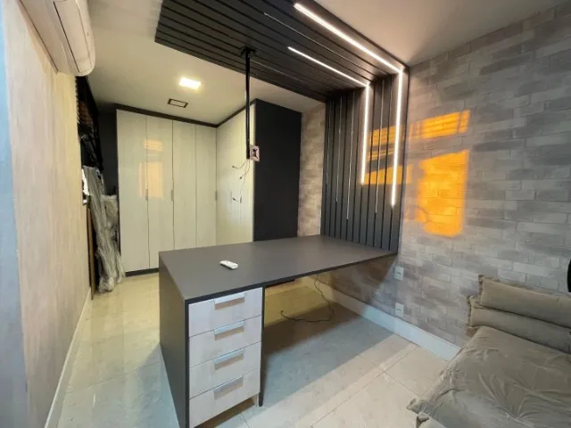 3-bedroom apartment with a home office — photo 17