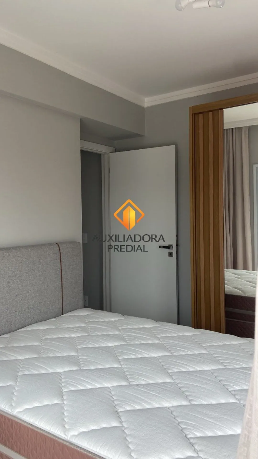 Furnished 2-bedroom apartment with a balcony — photo 42