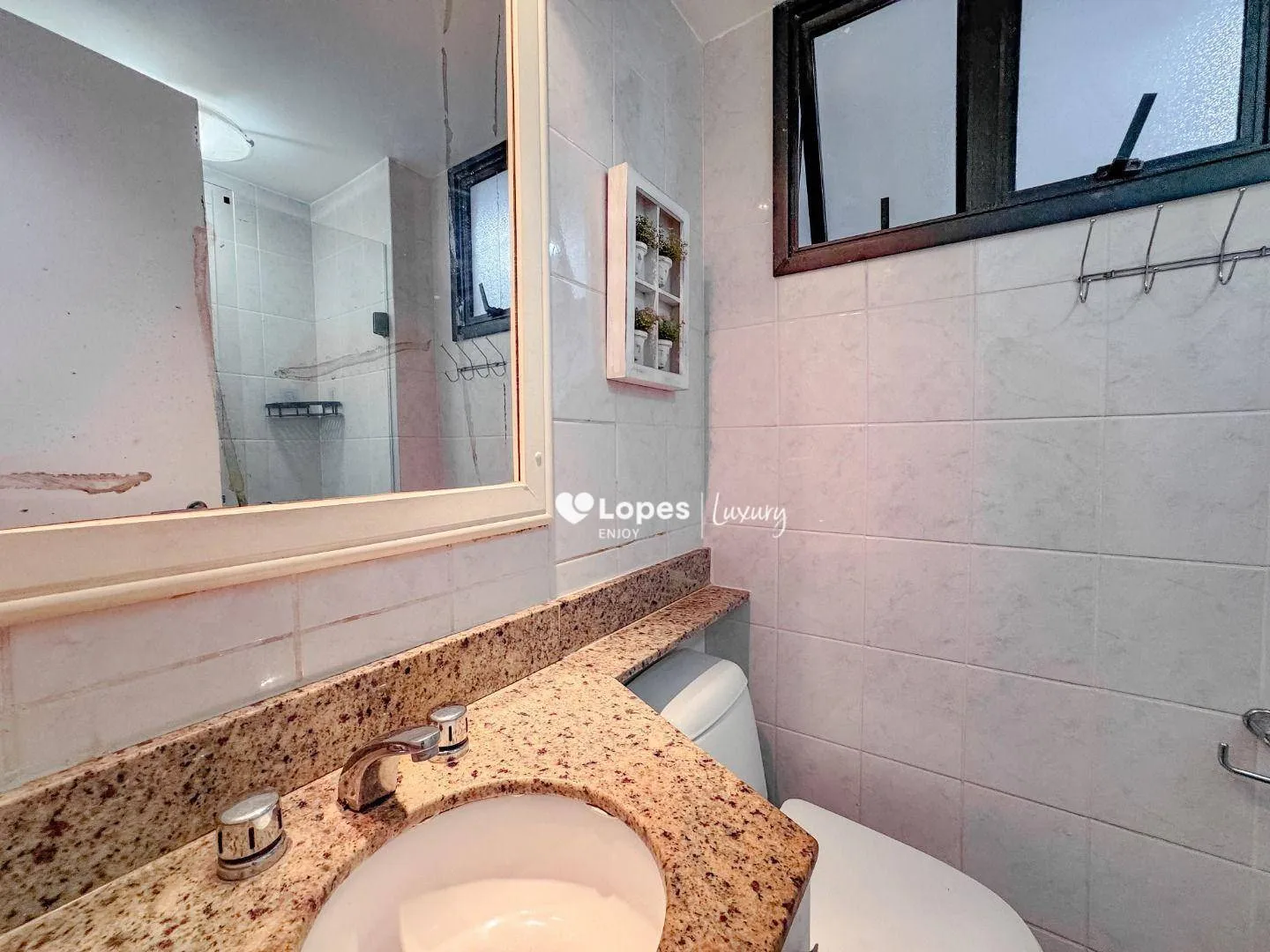 100 m² apartment with 3 bedrooms and a balcony — photo 59