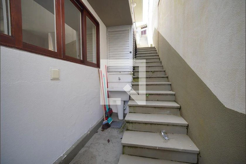 Furnished 4-bedroom house with 300 m² and 2 suites — photo 5