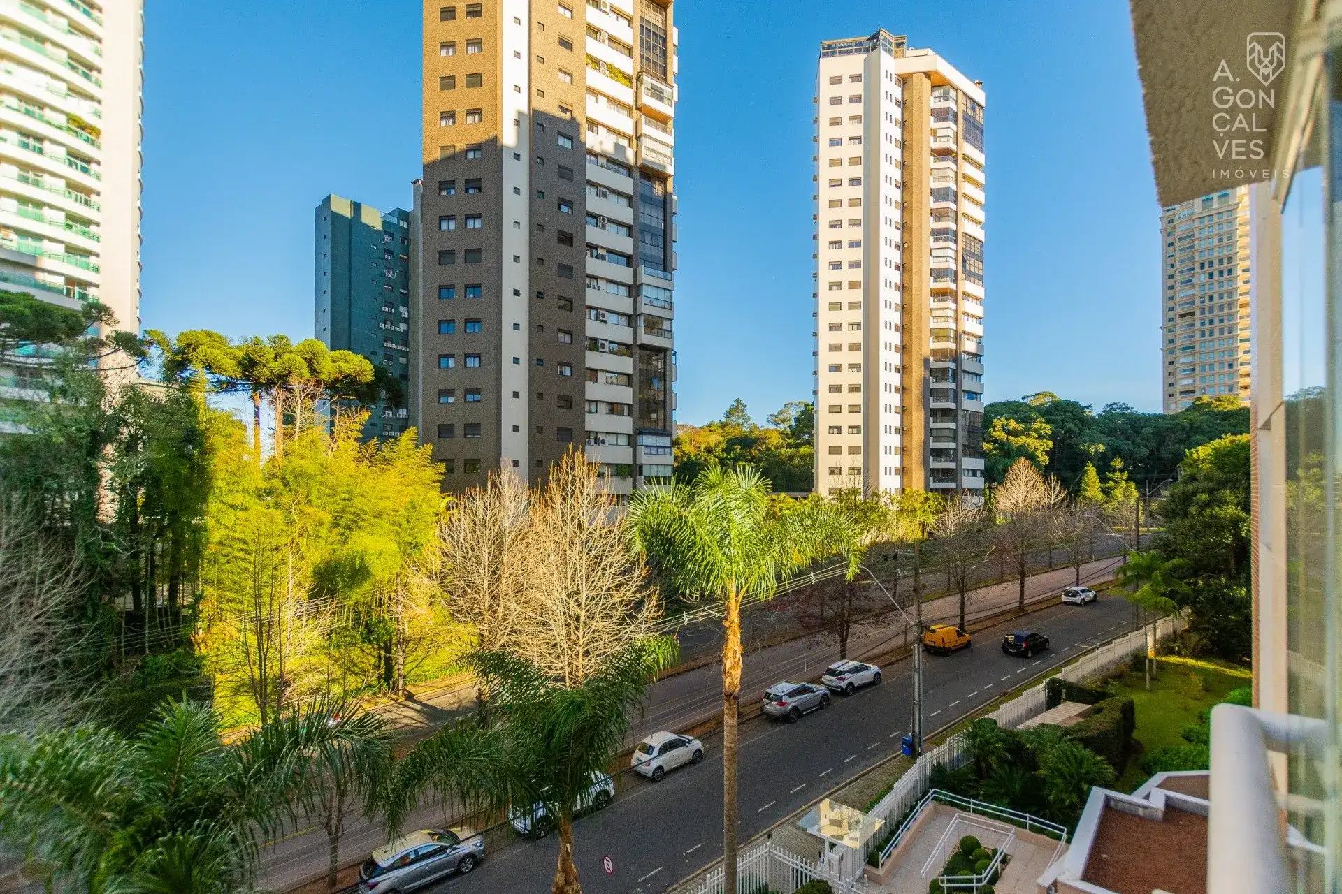 Apartamento de 3 dormitorios y 2 plazas, 233 m² — photo 4