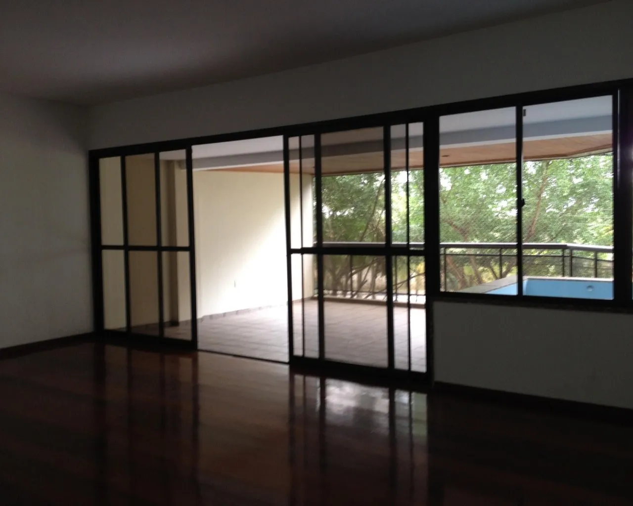Apartamento com 4 quartos, 4 banheiros e 2 vagas — photo 2