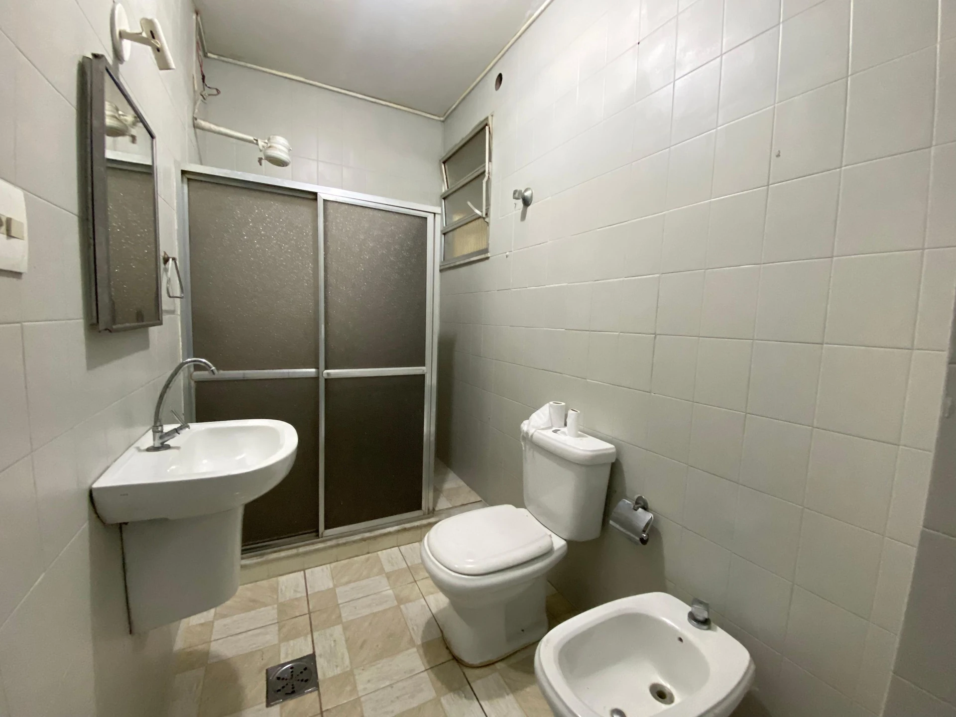 Орендна квартира з 3 спальнями та 1 ванною — photo 4